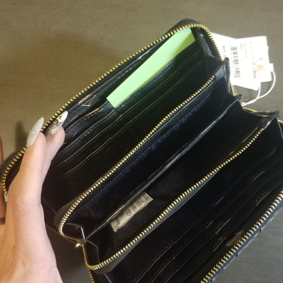 Deux Lux Woven Black wallet - Picture 3 of 5